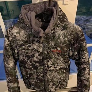 Great condition Sitka youth winter coat